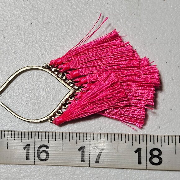 Funky Retro 80s Pink Tassel Pendant Gold Tone Chain Necklace Fashion Jewelry - Picture 6 of 6